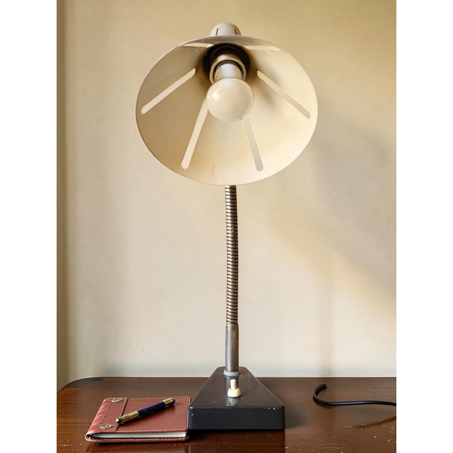 Zonneserie desk lamp - by the Dutch manufacturer Hala Zeist, dating from the 1950s-60s Designer: H. Busquet The flexible...