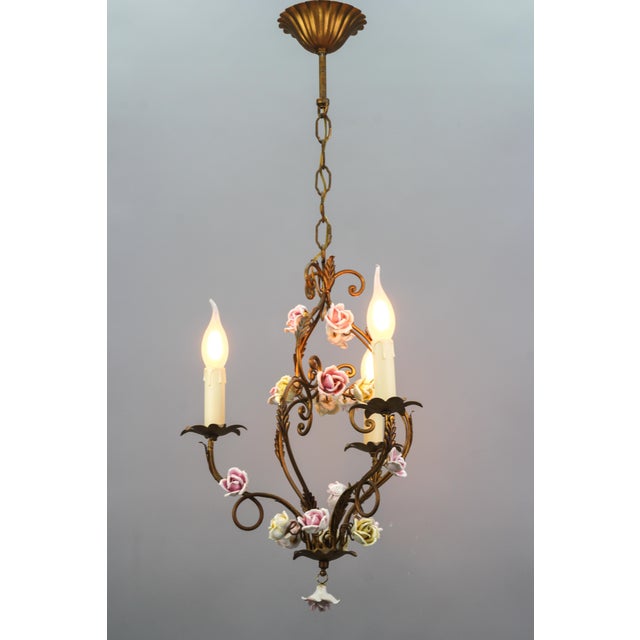 Italian Florentine Golden Metal Three-Light Chandelier with Porcelain Roses, 1970s For Sale - Image 13 of 18