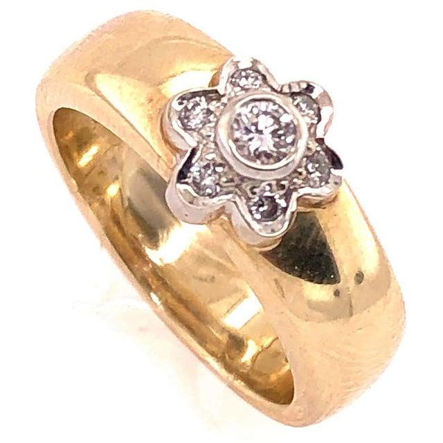 Modern 14 Karat Two-Tone Yellow and White Gold With Diamond Flower Ring 0.50 TDW, Size 6 For Sale - Image 3 of 12