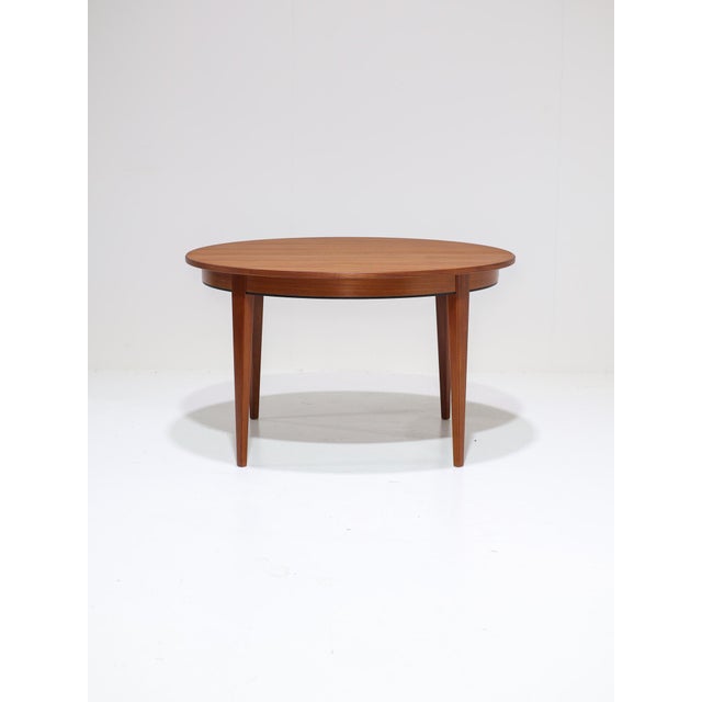 Gunni Omann Model 55 Extendable Dining Table in Teak by Omann Jun, Denmark, 1960s For Sale - Image 4 of 18