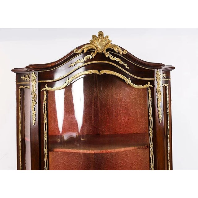 Antique 19th Century French Vitrine Display Cabinets by Vernis Martin For Sale - Image 7 of 18