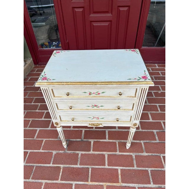 1950s Petite French Style Chest of Drawers For Sale - Image 4 of 8