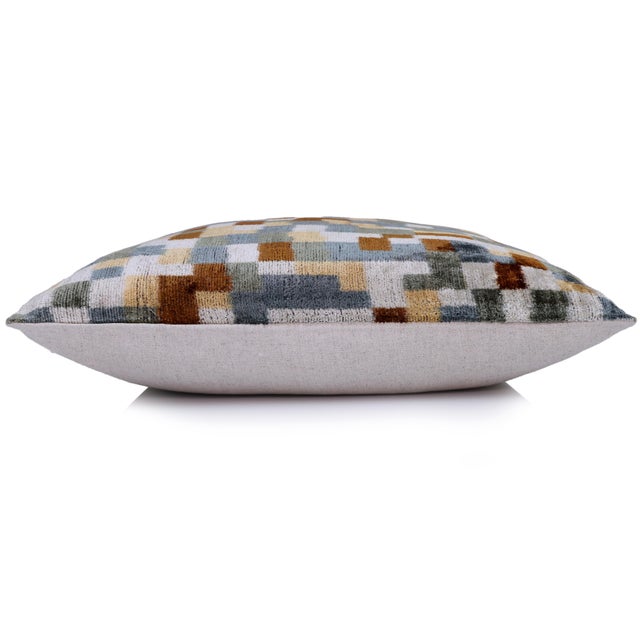2020s Abstract Geometric Silk Velvet Pillow 20x20 | Handmade Modern Designer Cushion For Sale - Image 5 of 8
