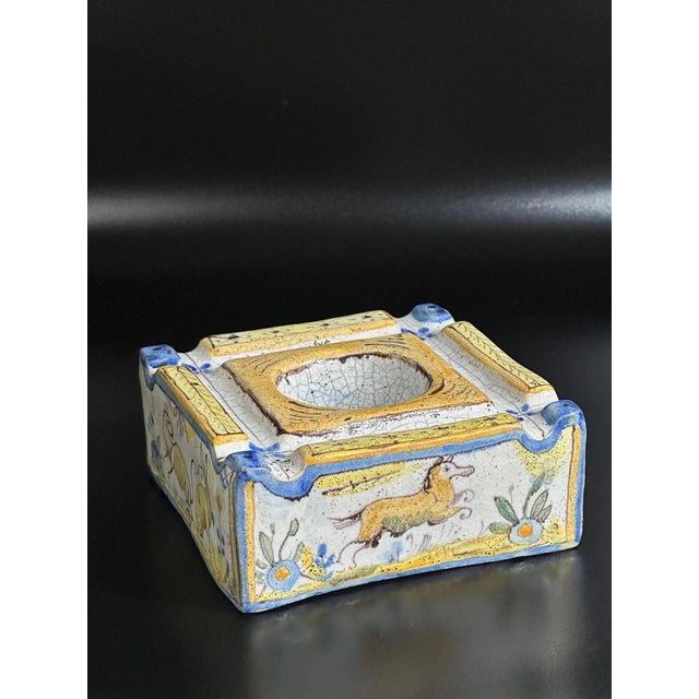 Antique Spanish Talavera Inkwell in Hand-Painted Faience with Animals and Floral Motifs For Sale - Image 6 of 8