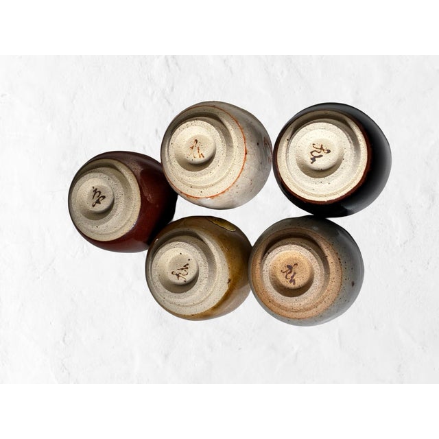 Late 20th Century Japanese Studio Pottery Yunomi & Sake Cups in Earth Tone Glazes - Set of 5 For Sale In Los Angeles - Image 6 of 9