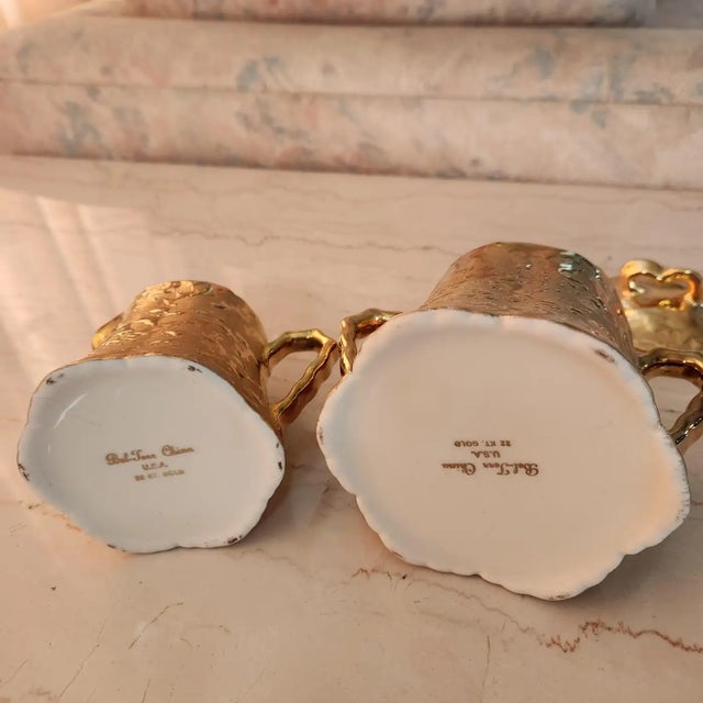 1960s Midcentury Modern Bel Terr China Weeping Gold Creamer and Sugar Set 22kt 4.5d x 3.5t x 3.5w creamer 6.5 d x 4.5 t x...