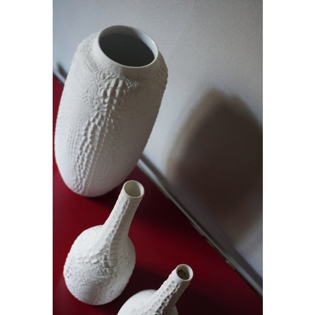 Ceramic Vintage German Vase in Biscuit Porcelain from AK Kaiser, 1960s For Sale - Image 7 of 13