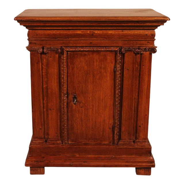 Renaissance Buffet in Oak For Sale