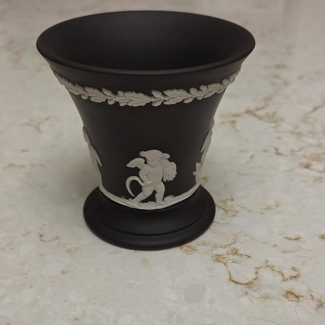 Add sophisticated vintage elegance to your collection with this **Vintage Mid-Century Modern Wedgwood Black Jasperware...