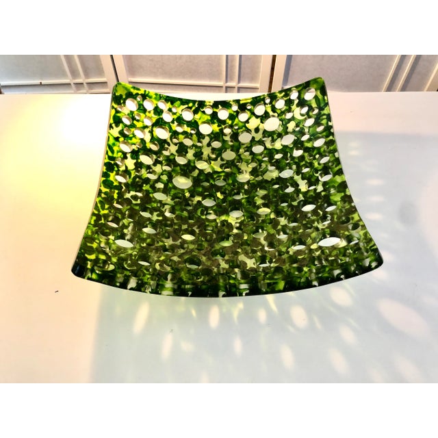 Contemporary Green Fused Glass Centerpiece Sculpture, Vetri, Seattle 2004 For Sale - Image 3 of 10