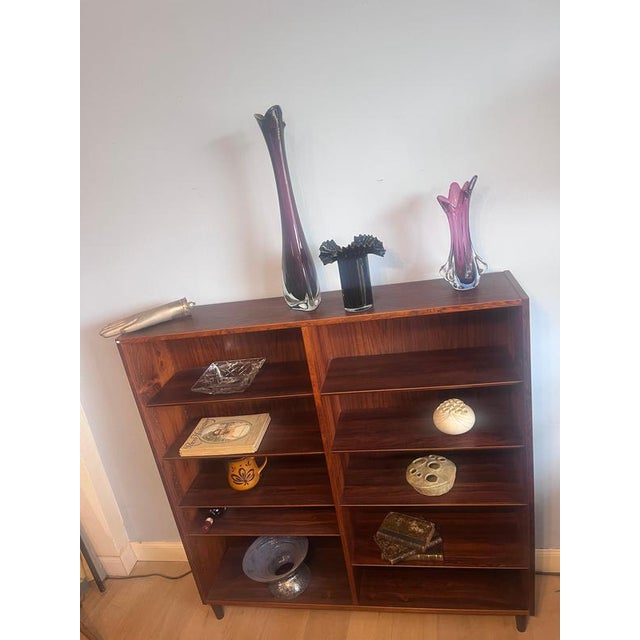 Danish Rosewood Bookcase from Hundevad & Co., 1960s For Sale - Image 10 of 11