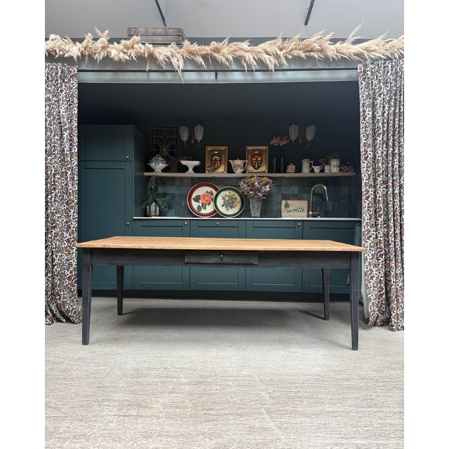Vintage Farmhouse Dining Table, 1940s, in Restored conditions. Designed 1920 to 1949