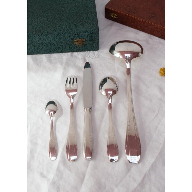 Silver French Cutlery Set for 12 Silver-Plated Metal in a Case from Henri Emil Brille, 1940s, Set of 49 For Sale - Image 8 of 13