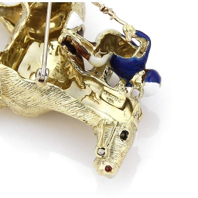 Mid 20th Century Mid 20th Century Martine Enamel Jockey & Race Horse Large 18k Yellow Gold Pin Brooch For Sale - Image 5 of 6