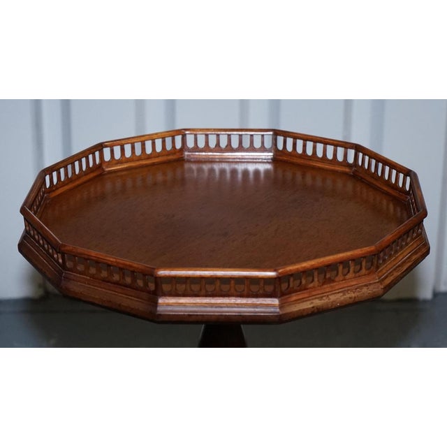 Regency Style Side Table in Wood For Sale - Image 5 of 11