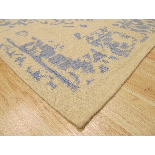 8x10 Stylish Graceful Beige Kilim Geometric Contemporary Flatweave Wool Rug For Sale In New York - Image 6 of 6