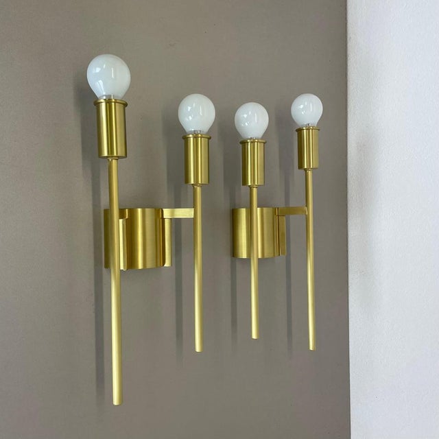 Gio Ponti Italian Wall Lights in the manner of Stilnovo, 1950s, Set of 2 For Sale - Image 4 of 18