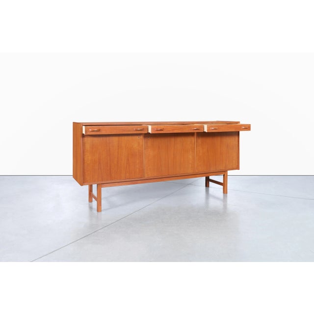 Scandinavian Modern Teak Credenza by Tage Olofsson for Ulferts Mobler, 1960s For Sale In Los Angeles - Image 6 of 12