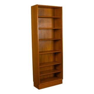 Mid Century Teak Tall Bookcase 77″ Tall Hundevad & Co., Denmark For Sale
