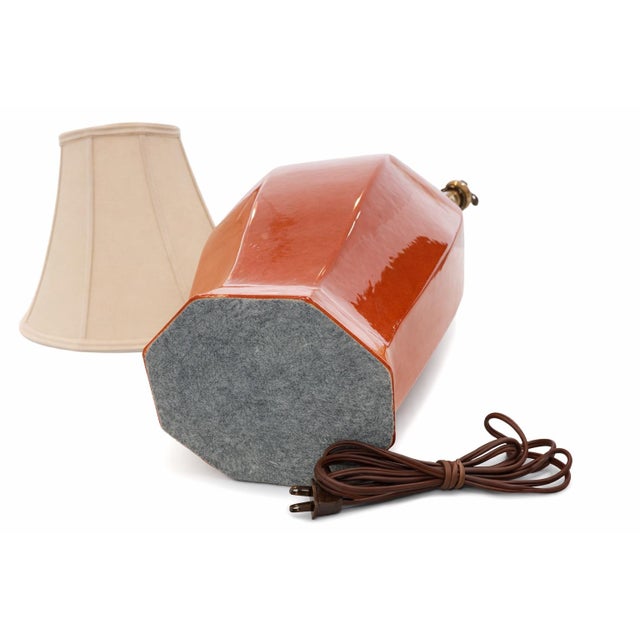 Late 20th Century Faceted Terracotta Glaze Architectural Table Lamp With Original Shade For Sale - Image 12 of 12