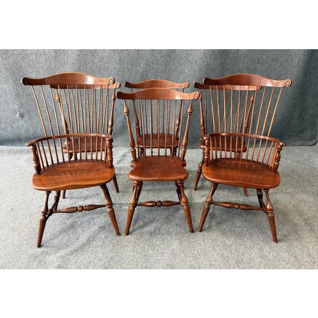 This set of 6 Frederick Duckloe & Bros. Colonial Reproductions Collection dining chairs features classic spindle backs...