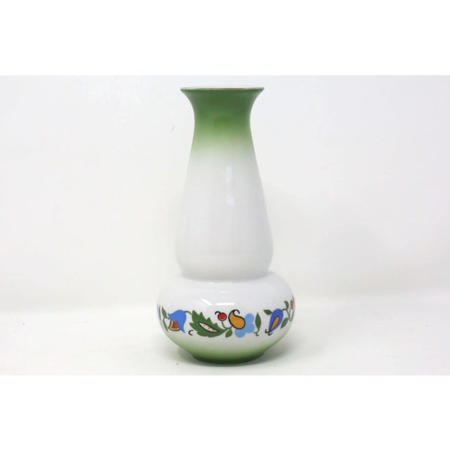 1950's Floral Green and White Porcelain Vase by Lubiana Poland For Sale In Tampa - Image 6 of 6