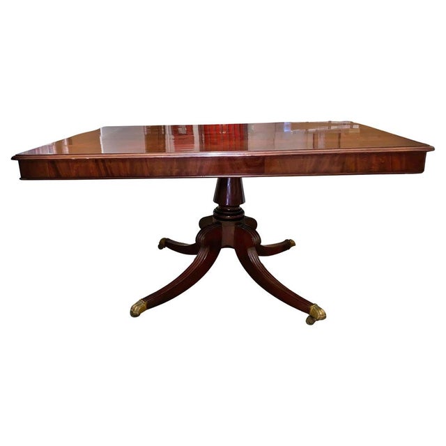 English Table in Walnut Root, 1800s For Sale - Image 6 of 6