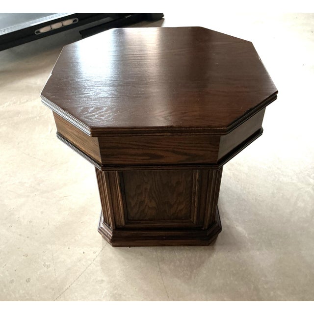 American 1980s Ethan Allen End Table Octogan Shape, Attributed For Sale - Image 3 of 4