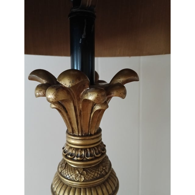 Hollywood Regency Hollywood Regency Vintage Black & Gold Neoclassical Table Lamp With Ornate Cast Metal Base For Sale - Image 3 of 12