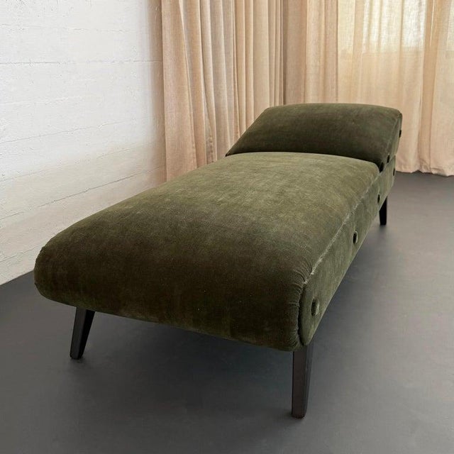 Olive Early Mid-Century Olive Green Suede Daybed Chaise Longue For Sale - Image 8 of 9