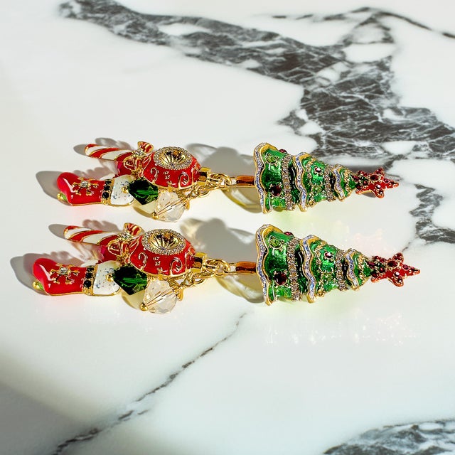 Ritzy Couture DeLuxe Christmas Tree Earrings Holiday Charm 22k Gold Plated, A Pair For Sale In Los Angeles - Image 6 of 10