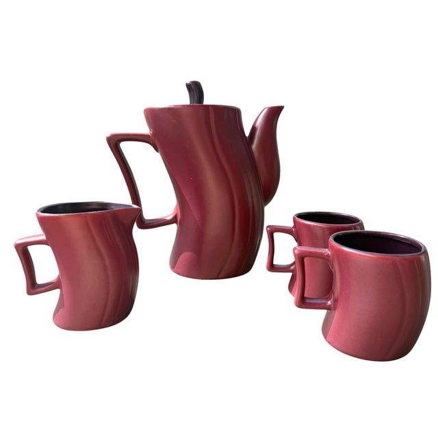 Postmodern Vintage Royal Orchid Stoneware Burgundy Coffee Service, Postmodern Ribbed Design - 5 pcs For Sale - Image 3 of 7