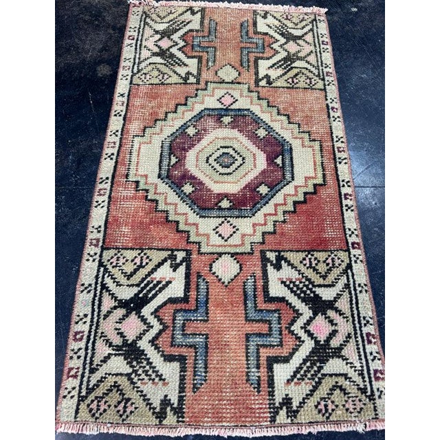 Contemporary Turkish Yastik Rug 1'6" x 2'8" For Sale - Image 3 of 5