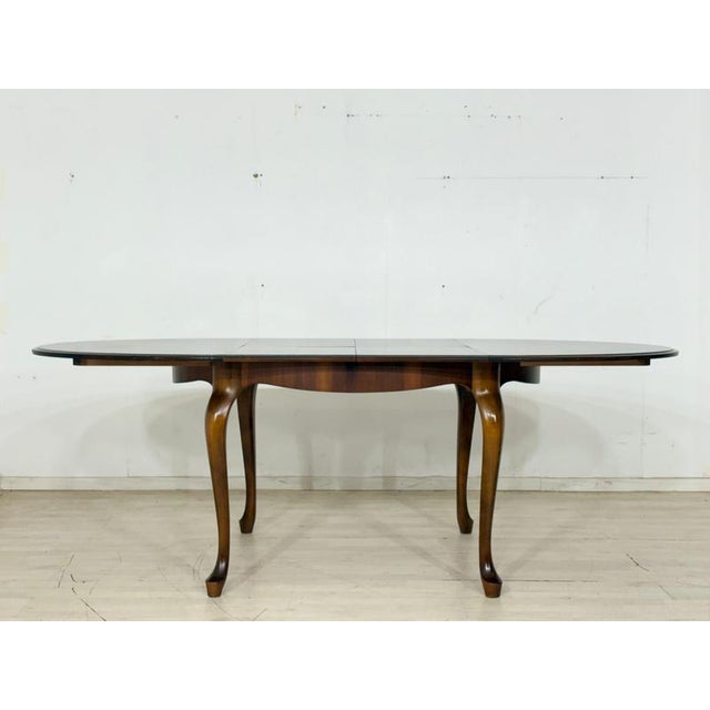 Mid-Century Modern Extendable Dining Table For Sale - Image 6 of 7