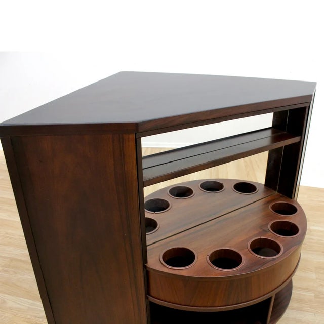 1960s 1960s Danish Modern Revolving Corner Bar in Rosewood by Vildbjerg Mobelfabrik For Sale - Image 5 of 9