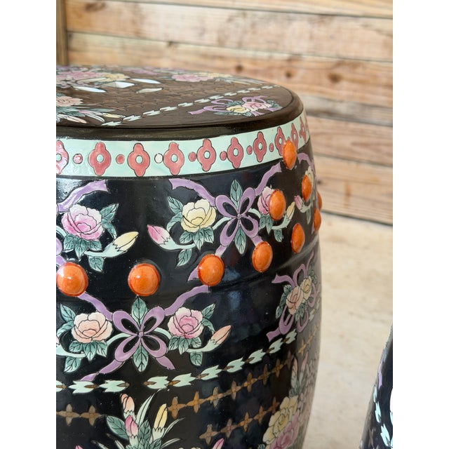 Hollywood Regency Late 20th Century Chinese Export Black Ground Famille Rose Porcelain Garden Stools For Sale - Image 3 of 12