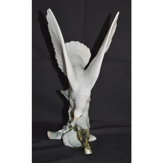 Lladro Turtle Dove Figurine 4550 Glossy Porcelain White Bird Spain Vintage For Sale - Image 12 of 14