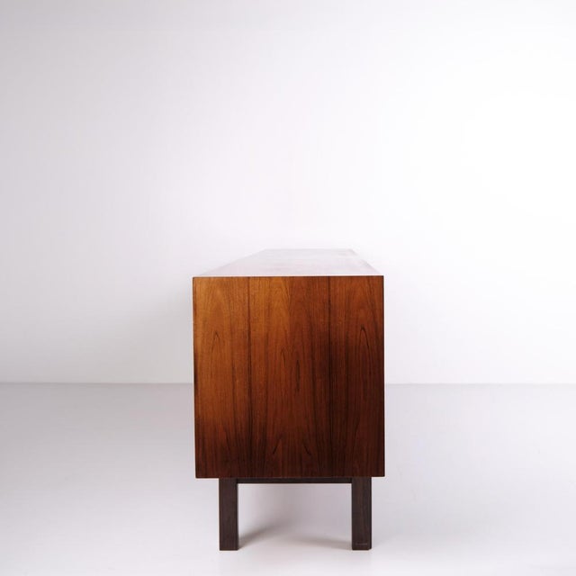 Brown Model 21 Sideboard in Rosewood by Gunni Omann for Omman Jun, 1960s For Sale - Image 8 of 11