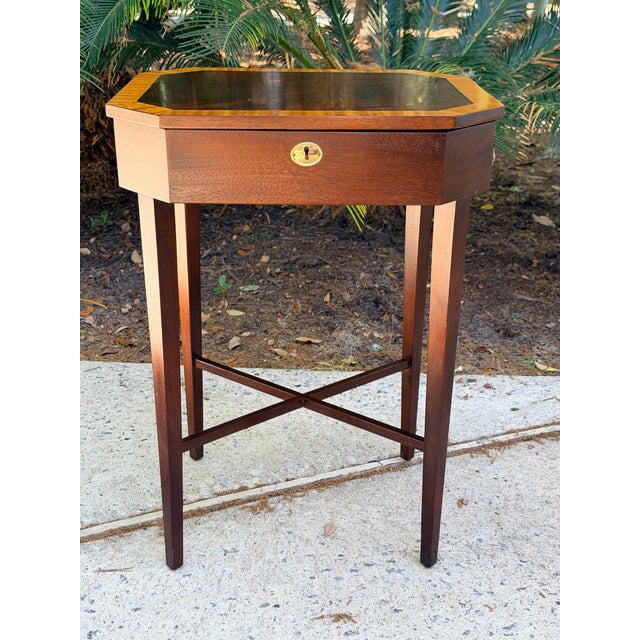 Henkel Harris George III Flame Mahogany Work Table With Satinwood Band For Sale - Image 4 of 11