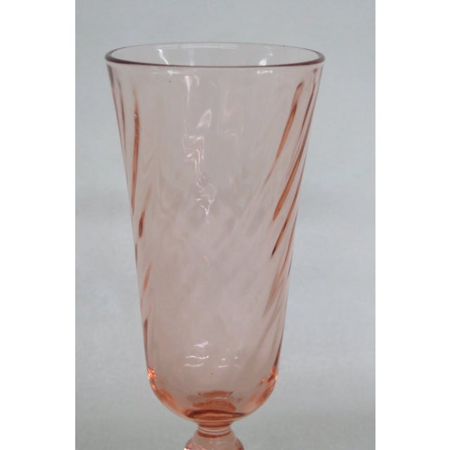 Late 20th Century Optic Pink Champagne Flutes by Cristal D’Arques Optic Swirl- Set of 8 For Sale In Miami - Image 6 of 13