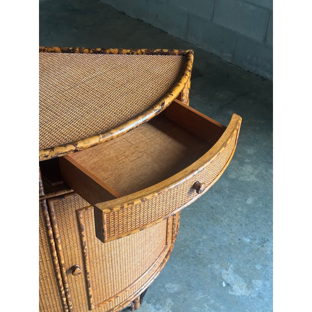 1980s British Colonial Style Bamboo and Cane Corner Cabinet For Sale In Philadelphia - Image 6 of 12