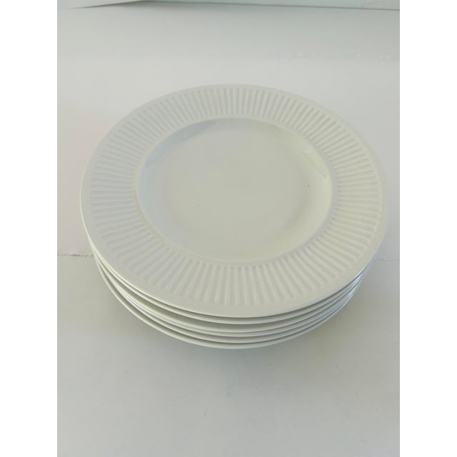 Johnson Brothers 1990s Athena Pattern by Johnson Brothers White Ironstone Dinner Plates - Set of 8 For Sale - Image 4 of 4