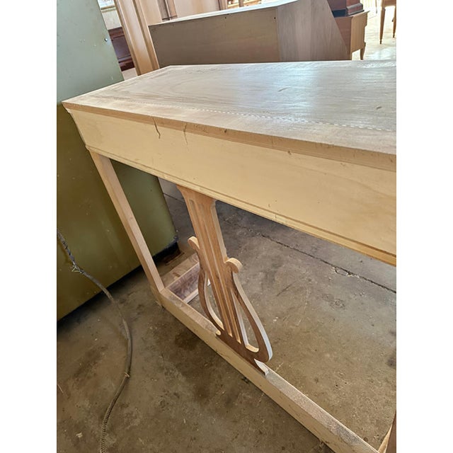 Brown Italian Natural Console Table in Walnut from Simoeng For Sale - Image 8 of 12