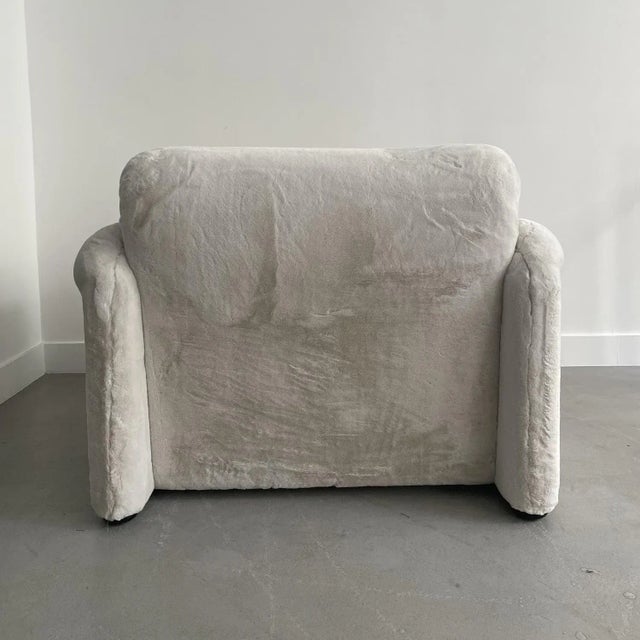 Cassina Armchair by Vico Magistretti for Cassina, 1970s For Sale - Image 4 of 7