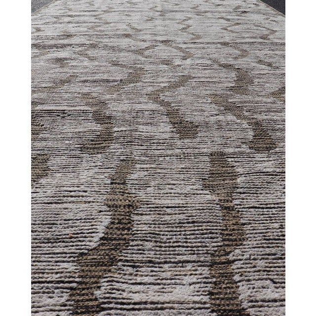 Textile Modern Gallery Rug in Wool With Abstract Design 5'10" X12'8" For Sale - Image 7 of 13