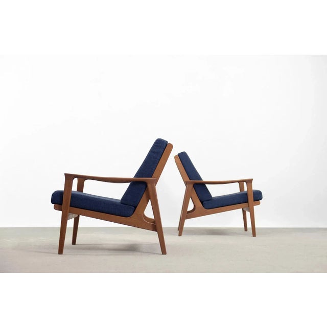 Brown Mid-Century Australian Modern Teak Sofa & Armchairs by Parker Furniture, 1950s, Set of 3 For Sale - Image 8 of 18