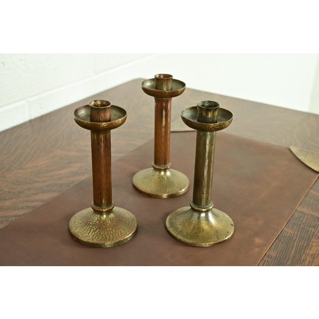 Art Deco Roycroft Arts & Crafts Brass Finished Hammered Copper Candlesticks, Set of Three For Sale - Image 3 of 8