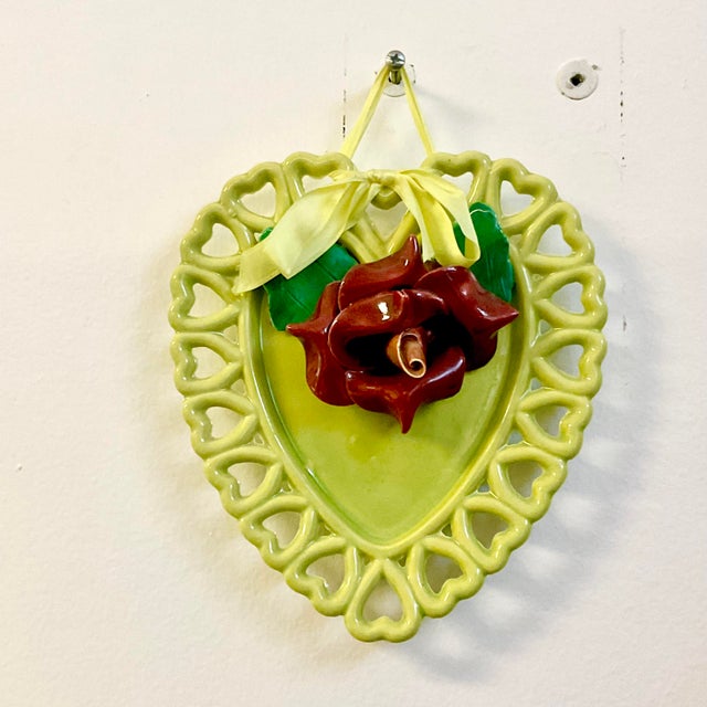 1940s 1940s Majolica Art Deco Boho Chic Valentine and Tromp L’Oeil Rose Wall Plate. For Sale - Image 5 of 10