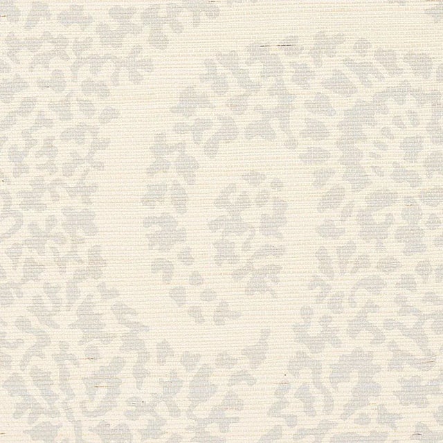 Mid-Century Modern Sample - Schumacher Ambala Paisley Sisal Wallpaper in Slate For Sale - Image 3 of 5