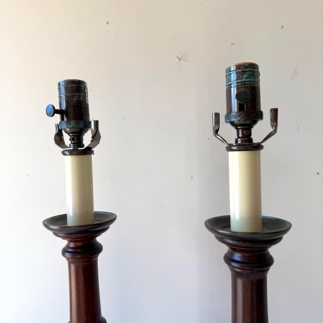 English Colonial Mahogany Table Lamps; A Pair For Sale - Image 3 of 10